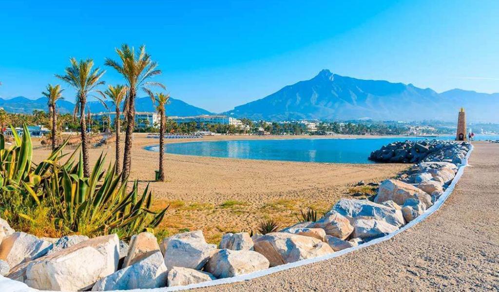 Modern Apartment - 2 Bedrooms, Beachside - Puerto Banus Marbella Exterior foto